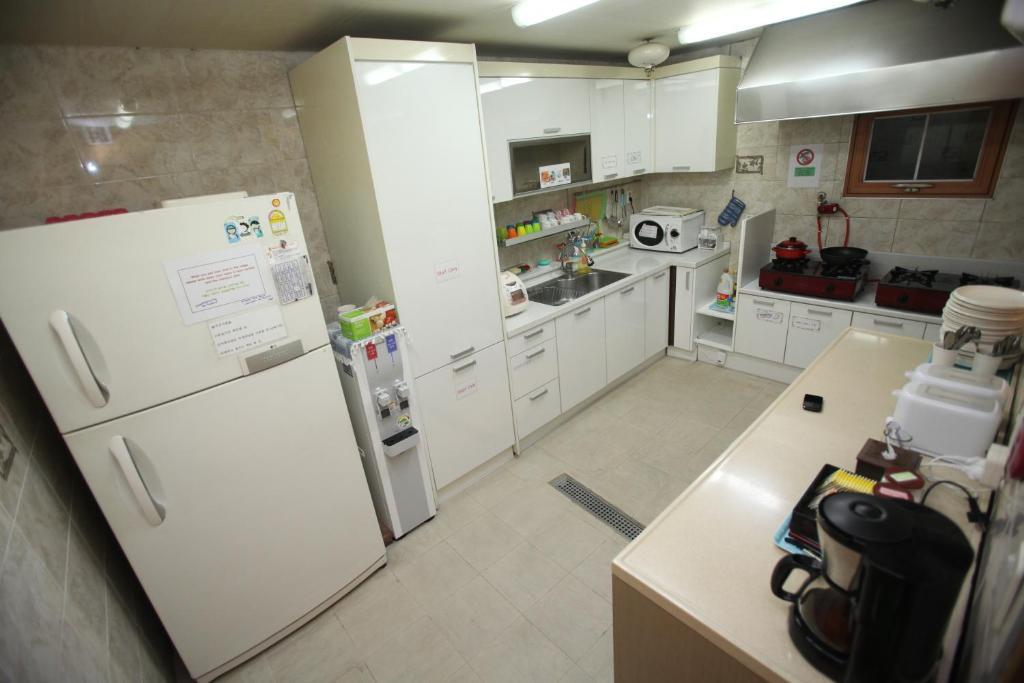 Hostel Lyndon Чеджудо Экстерьер фото